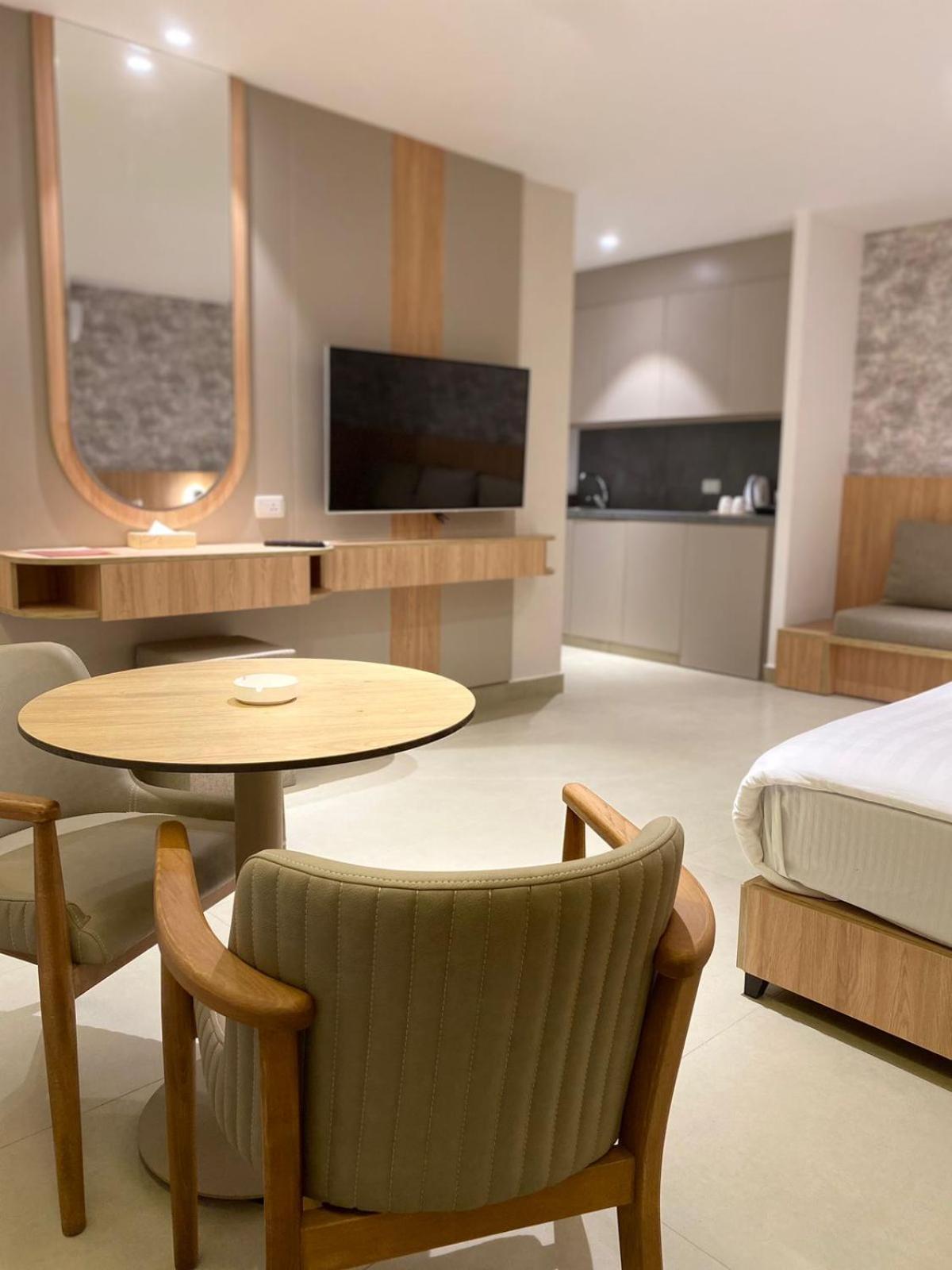 Gardens Hotel アンマン エクステリア 写真