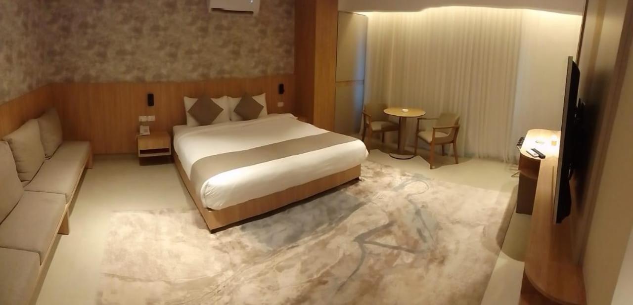 Gardens Hotel アンマン エクステリア 写真